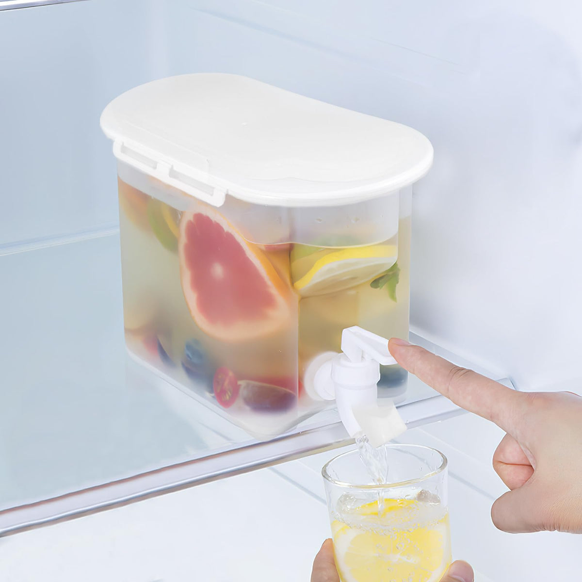 Large-capacity Heat-resistant Pp Cold Water Jug with Faucet V242047