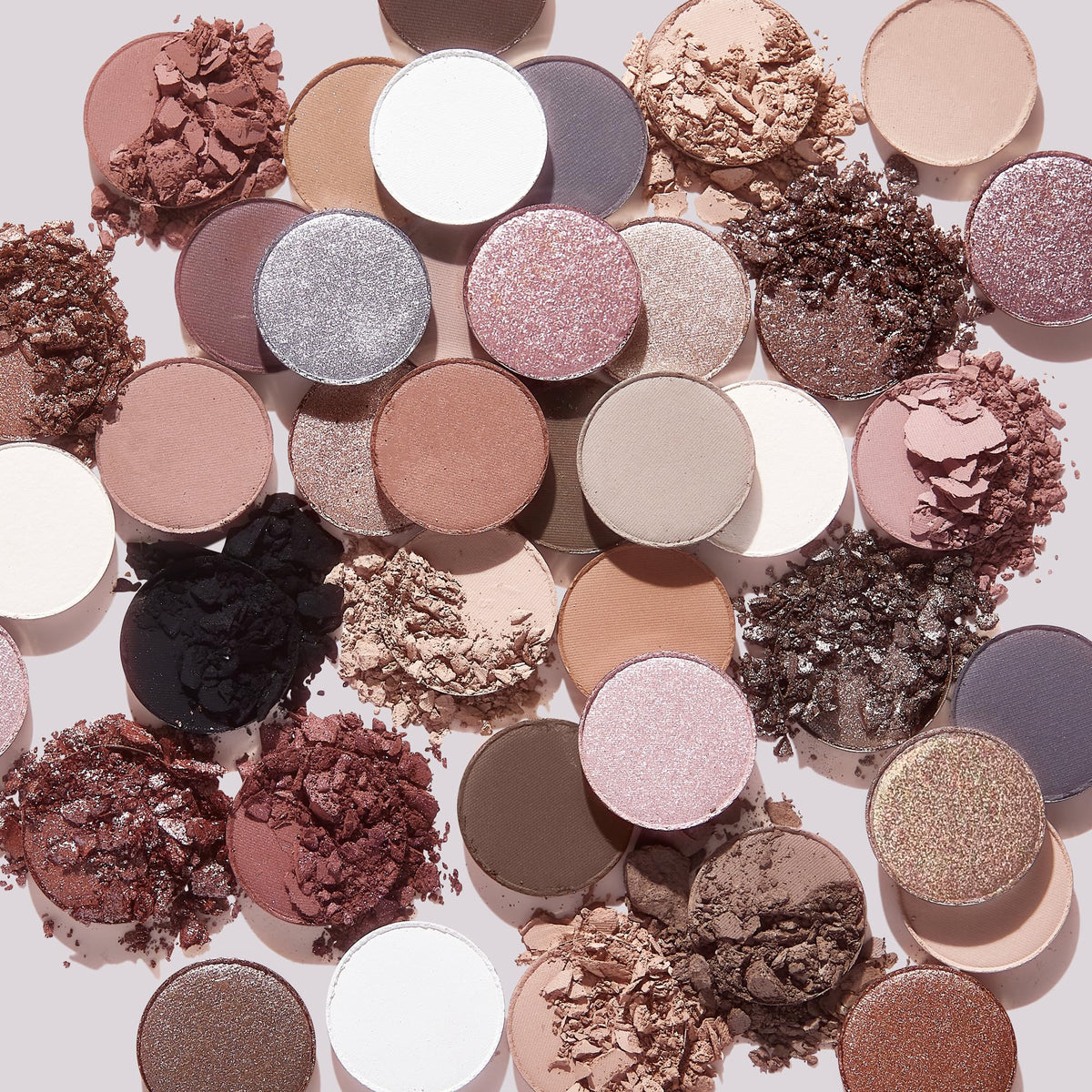 30 Pan Cool Tone Eyeshadow Palette with Matte & Metallic Finishes L19600